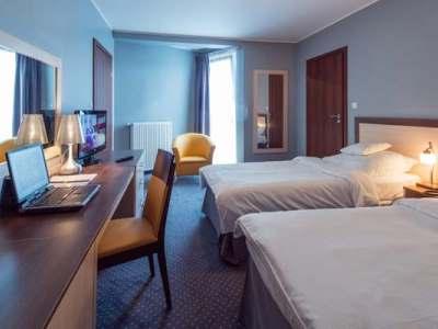 Hotel Poleczki Warsaw Airport Экстерьер фото